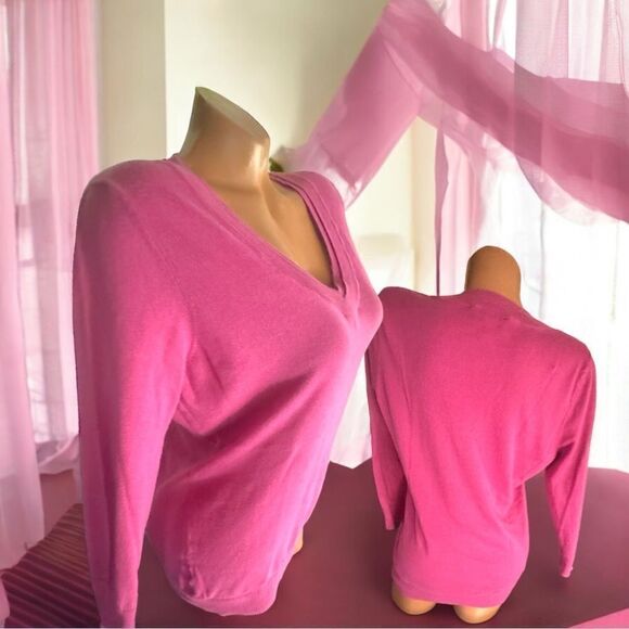 LOFT  l Pink/Lt Blue V-neck Top  l M l VGUC - Picture 3 of 8